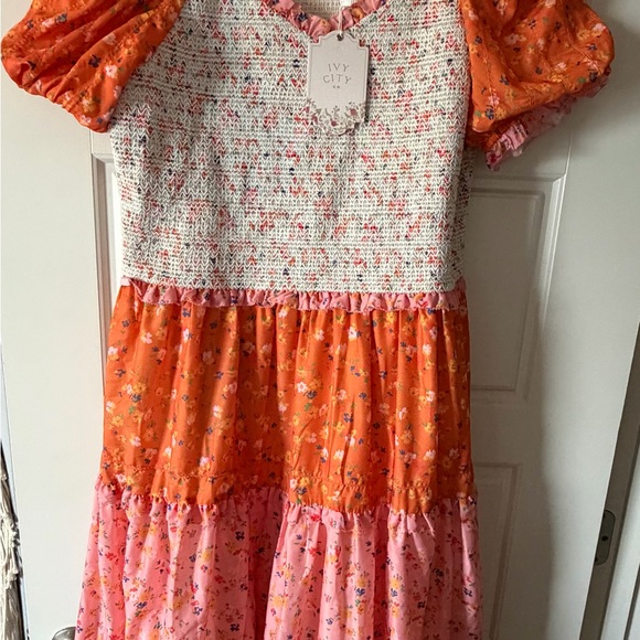 Ivy City Co Dresses & Skirts - Ivy City Co Orange & Pink Floral Tiered Maxi Dress
